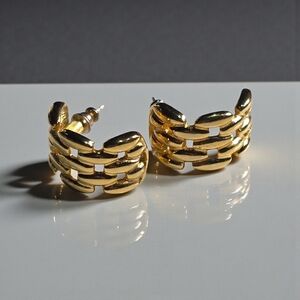 Vintage Christian Dior Gold Tone Basketweave Wide Hoop Earrings Signed